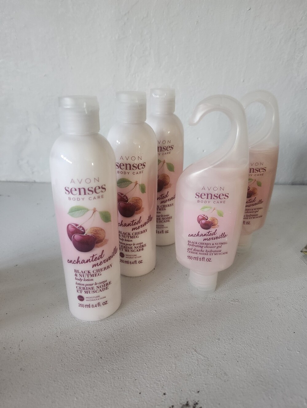 Lot of 5 Avon Senses Enchanted Merveille Black Cherry Nutmeg Lotion Gel NEW